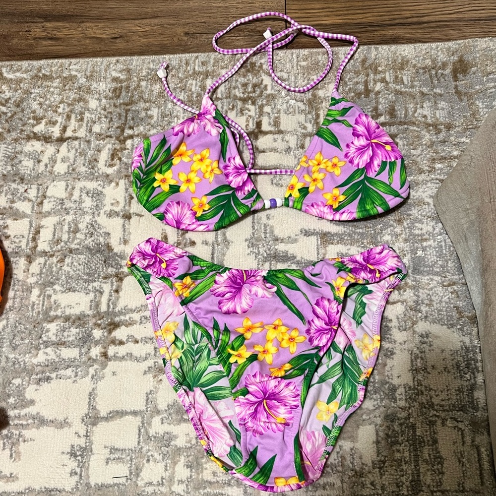 Venus Bikini - Picture 7 of 7